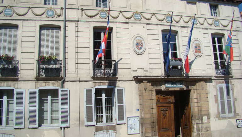 Office de Tourisme Rives de Saône - BIT de Saint-Jean-de-Losne Office de Tourisme Rives de Saône - BIT de Saint-Jean-de-Losne