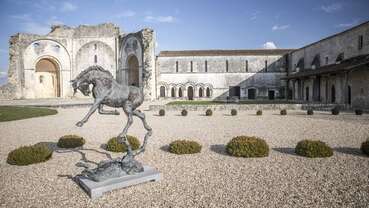 Abbaye de Trizay
