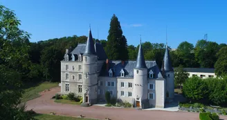 Gîte XIXe s. entresol Pastille de Vichy - Château de Saint Alyre