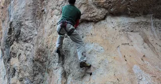 Escale verticale/Landry Alleaume - Moniteur d'escalade, via ferrata, canyoning