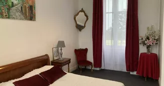Chambres du Parc CHATEAU DE LA BOUCHATTE CHAZEMAIS ALLIER AUVERGNE