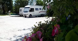 Aire campings-cars -  Saint Thomas de Conac