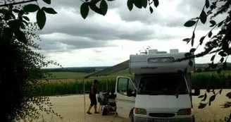 Aire de services camping-cars à la ferme Lerisson Gourmand