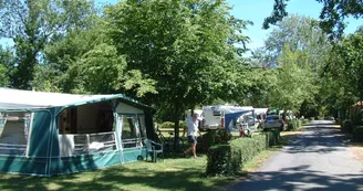Camping Le Bois Dinot