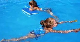 Cours de natation par la Plage des Enfants