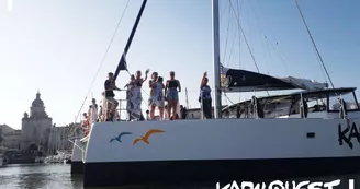 Sortie à l'heure de l'apéro en catamaran à voile - Kapalouest
