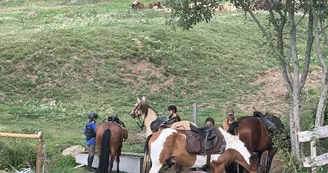 Gîte  d'étape et de séjour Ferme de Médille