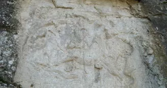 Bas relief antique du dieu Mithra