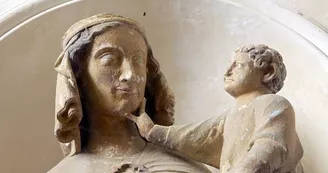 Vierge à l'Enfant de La Chapelle-Montmoreau
