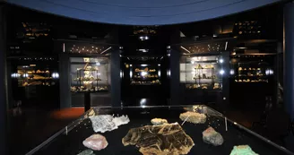 Musée minéralogique et pétrographie