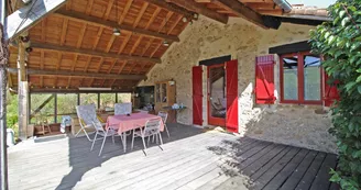 Chambre d'hôtes du Clos de l'Arthonnet à Flavignac en Haute-Vienne (Nouvelle Aquitaine) - Terrasse couverte_19