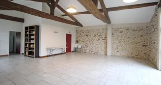Salle commune des gîtes de Virat à Berneuil en Haute-Vienne (Nouvelle Aquitaine)_26