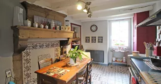 Gîte Evasimone à Chateauponsac en Haute-Vienne (Nouvelle Aquitaine)- cuisine_6