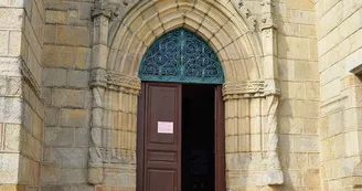 eglise-saint-jean-baptiste-nexon-portail-d-entree