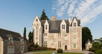 Musée Château de Villevêque_3