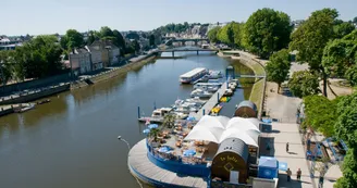 Halte fluviale sur la rivière la Mayenne à Laval 