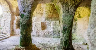 La chapelle rupestre de Gurat