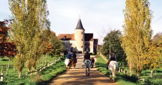 Route des Cardinaux en Pays de Haute-Saintonge randonnee equestre d Artagnan 6