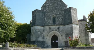 Eglise de Germignac Vignoble du Cognac Haute-Saintonge Ne Domaine de Beaulieu