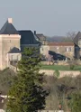 Vue sur le château de Chalais