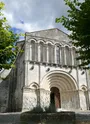 L'église Saint-Pierre d'Échebrune et son remarquable portail roman