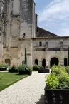 Cloître cathédrale Saint Pierre