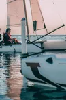 Cours de catamarans et planche à voile ado/adultes/famille par Ile de Ré Voile à Saint-Martin