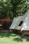 Camping La Châtaigneraie - Le Tipi